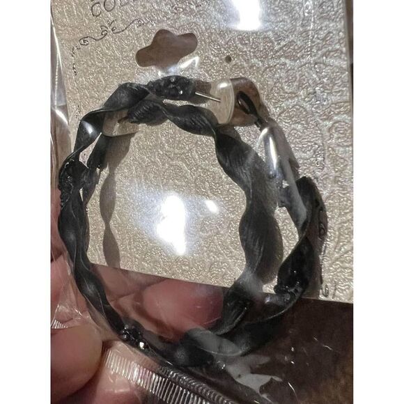 NIP Large Black Spiral Hoop Earrings 2” Wide by Gennaro - Picture 2 of 5